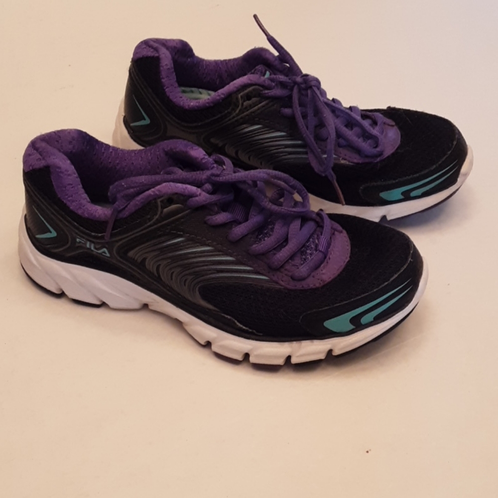 Flla Running Shoes Size 6